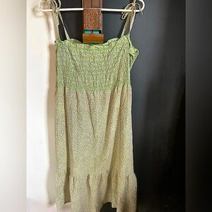 Vintage 70's/80's Boho Floral Smocked Sundress Size Size M/L/XL